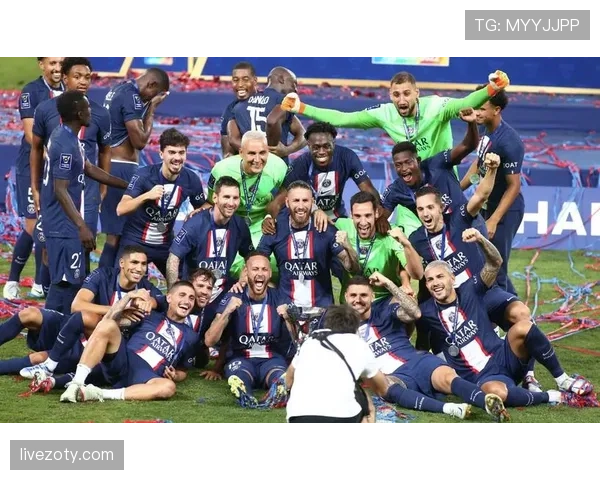 乌加特巴黎早期荣誉：法国超级杯冠军成员解析